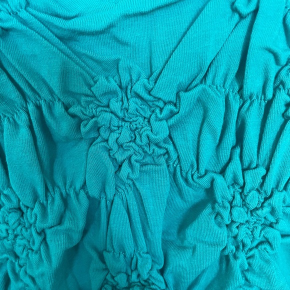 Garnet Hill ruched tank. - Picture 3 of 4